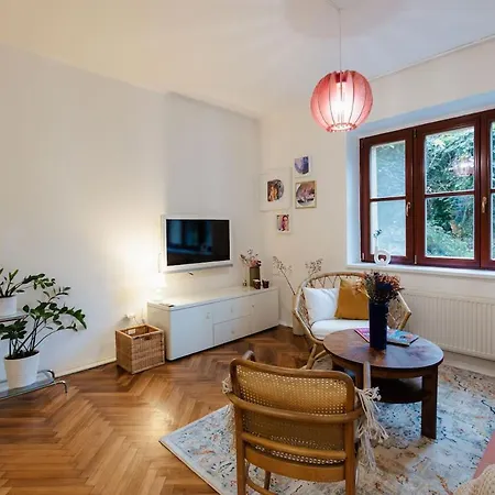 Apartament Charming Vintage With A Private Patio